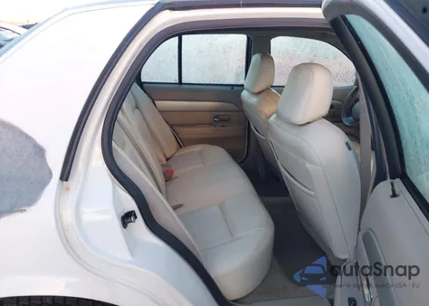 2008 Mercury Grand Marquis Ls from USA, damaged, VIN 2MHHM75V28X609481